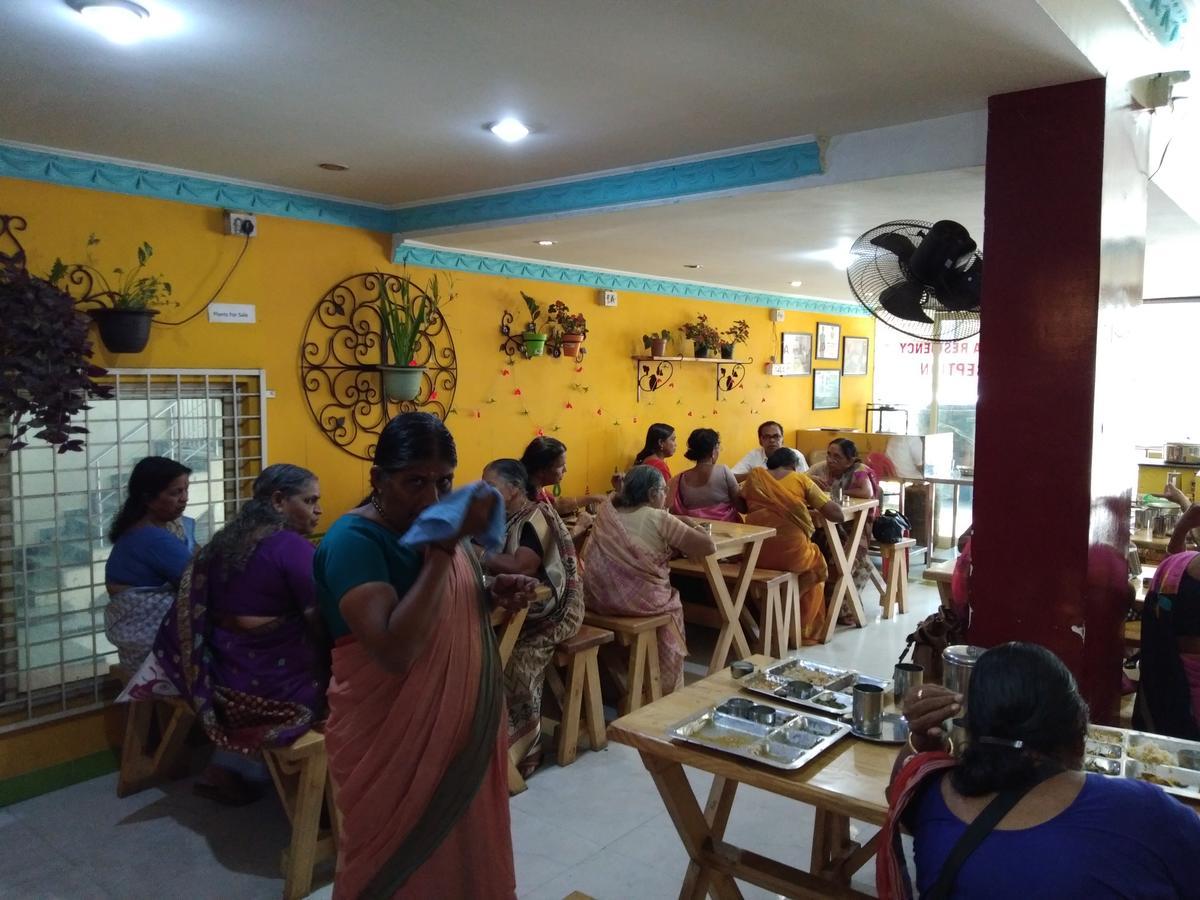 Minerva Residency Hotel Bangalore Eksteriør billede